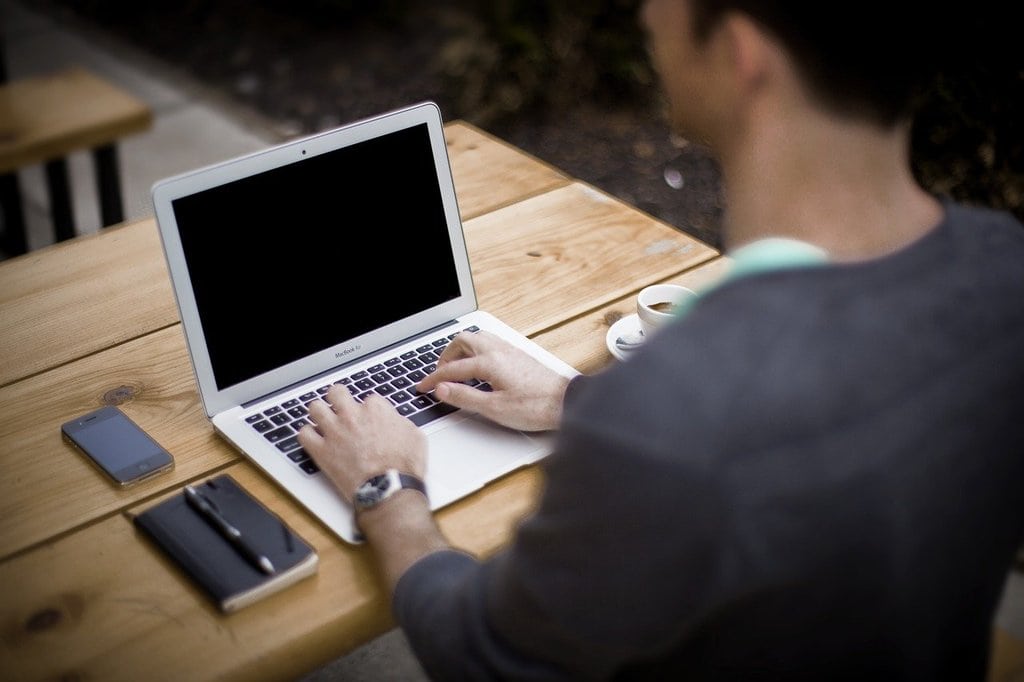Rédiger un CV et lettre percutants pour séduire les recruteurs