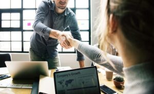 Lire la suite à propos de l’article Réussir l&rsquo;intégration dans l&rsquo;entreprise et en tirer le meilleur